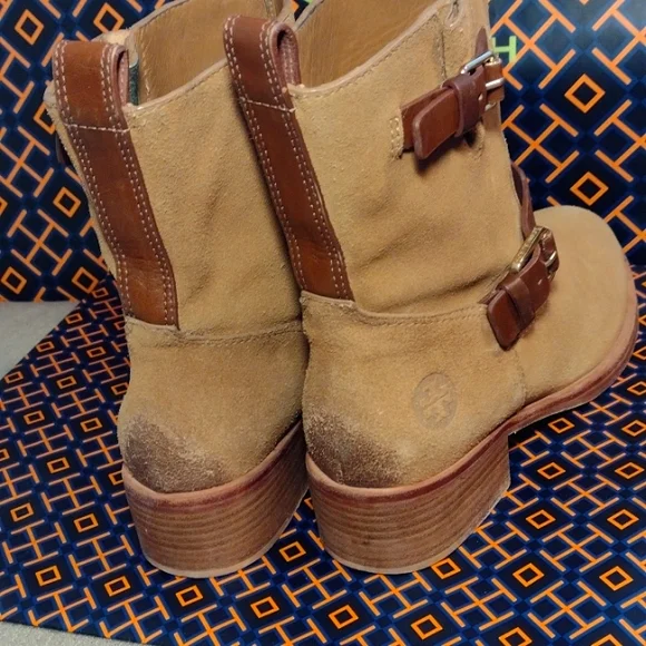Tory Burch Bennie suede Bootie - Picture 10 of 14